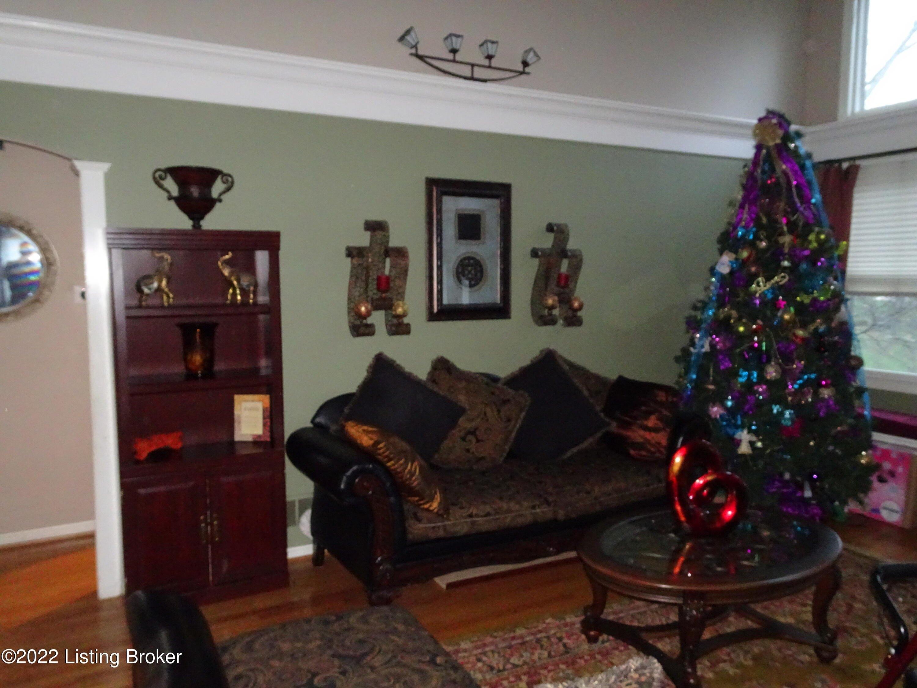 Broken Branch Way, Louisville, KY 40245