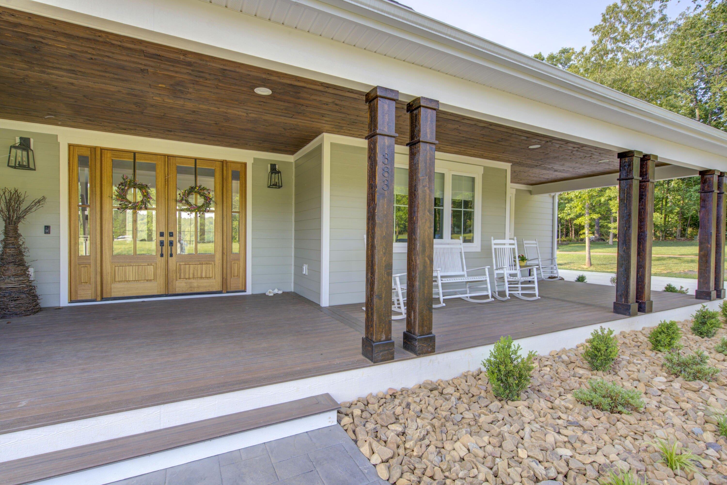 Strawberry Banks Dr, Moneta, VA 24121