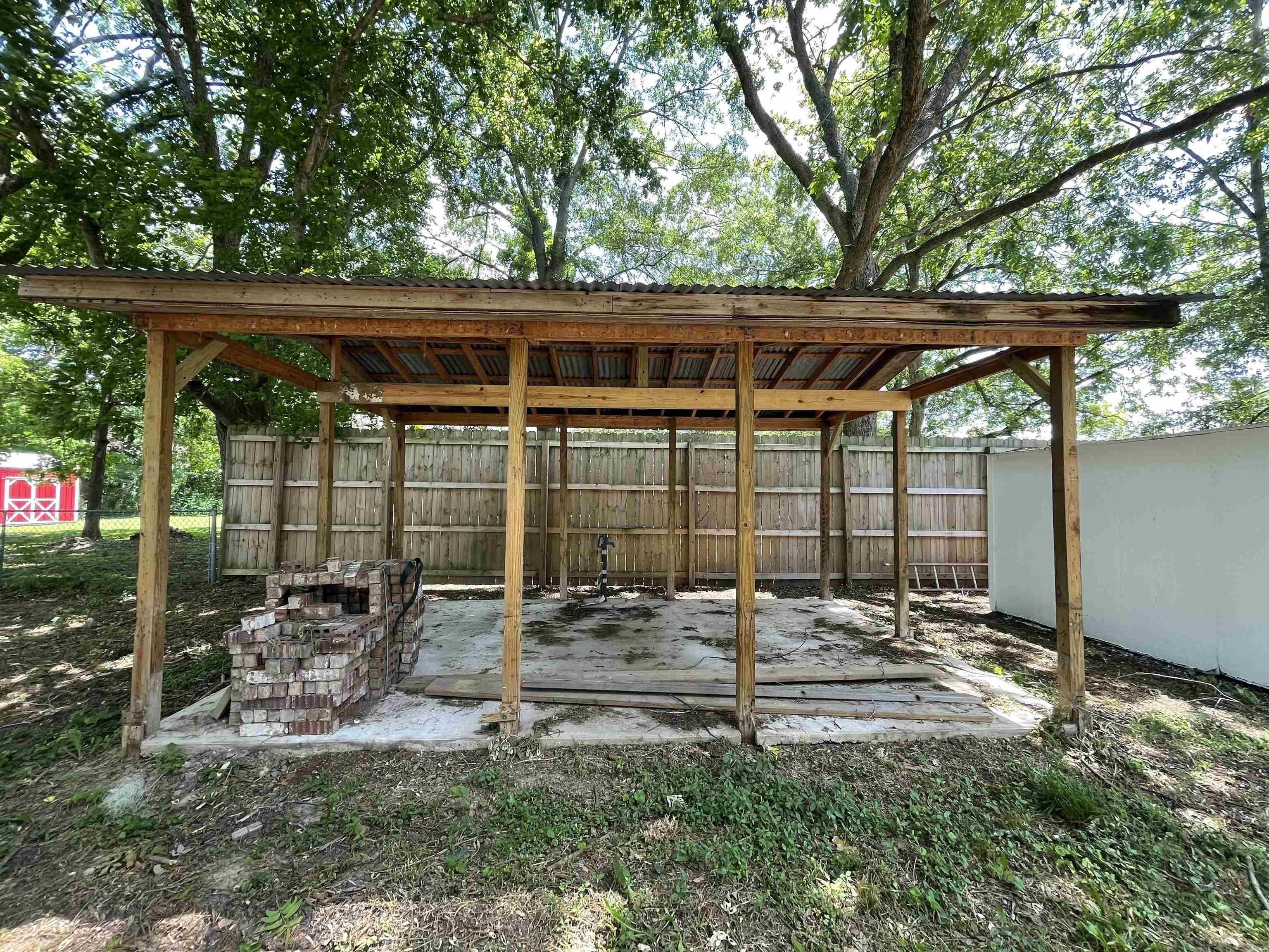 N West St, Somerville, TN 38068
