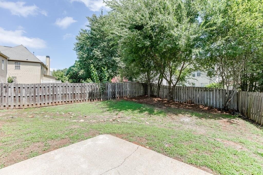 Laurel Cove Dr, Snellville, GA 30078