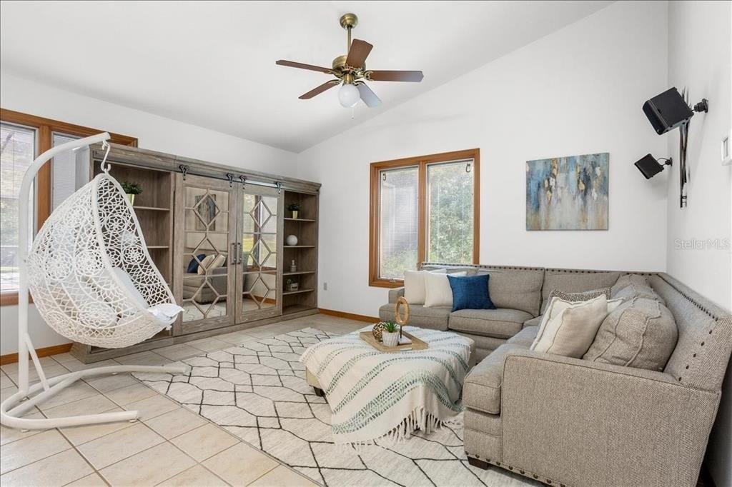 Red Bird Rd, Winter Garden, FL 34787