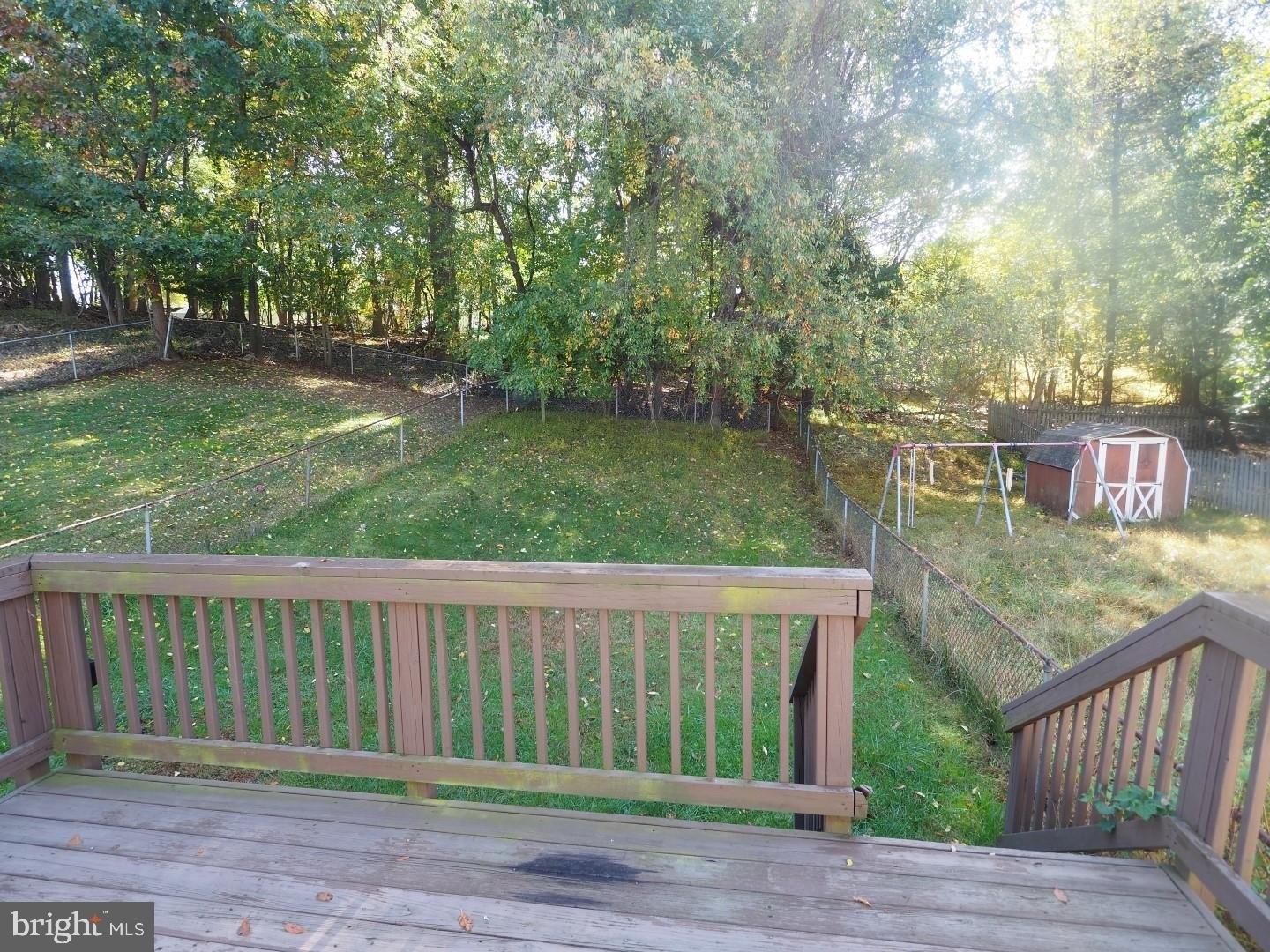 Hawksbury Rd, Pikesville, MD 21208