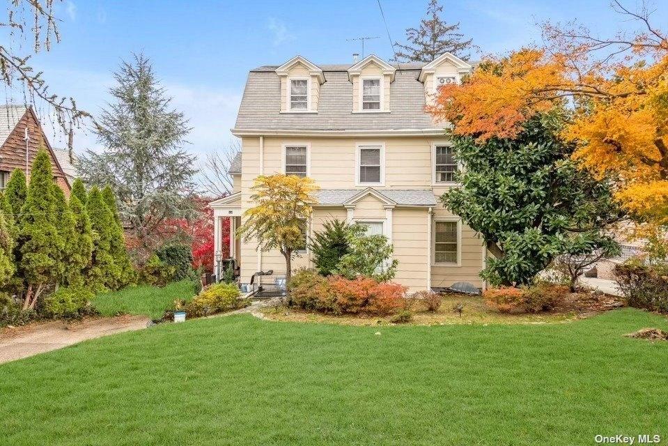 223rd St, Bayside, NY 11361