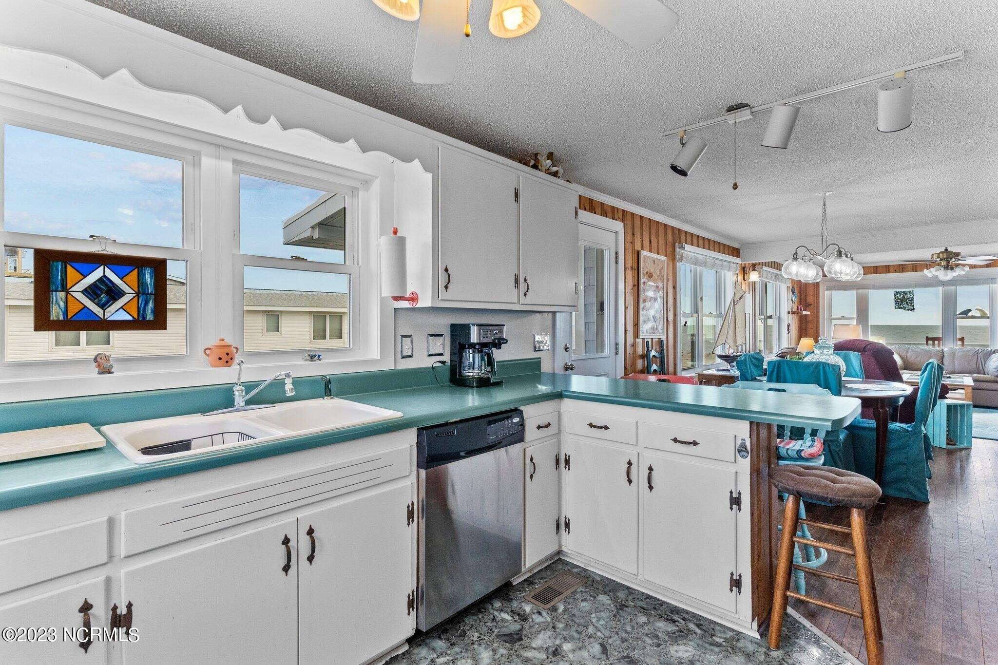 W Beach Dr, Oak Island, NC 28465