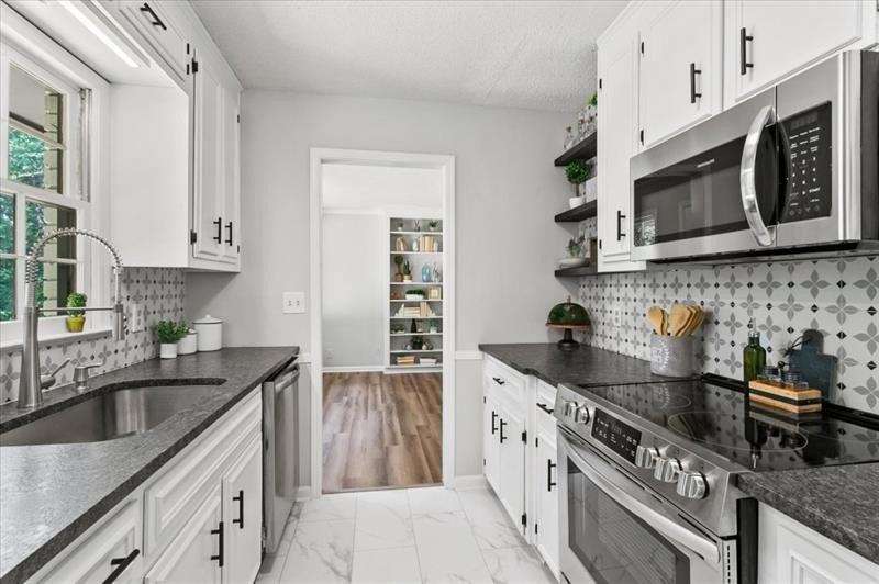 Huntcliff Dr, Marietta, GA 30066
