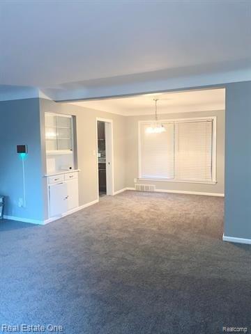 Somerset Pl, Lathrup Village, MI 48076