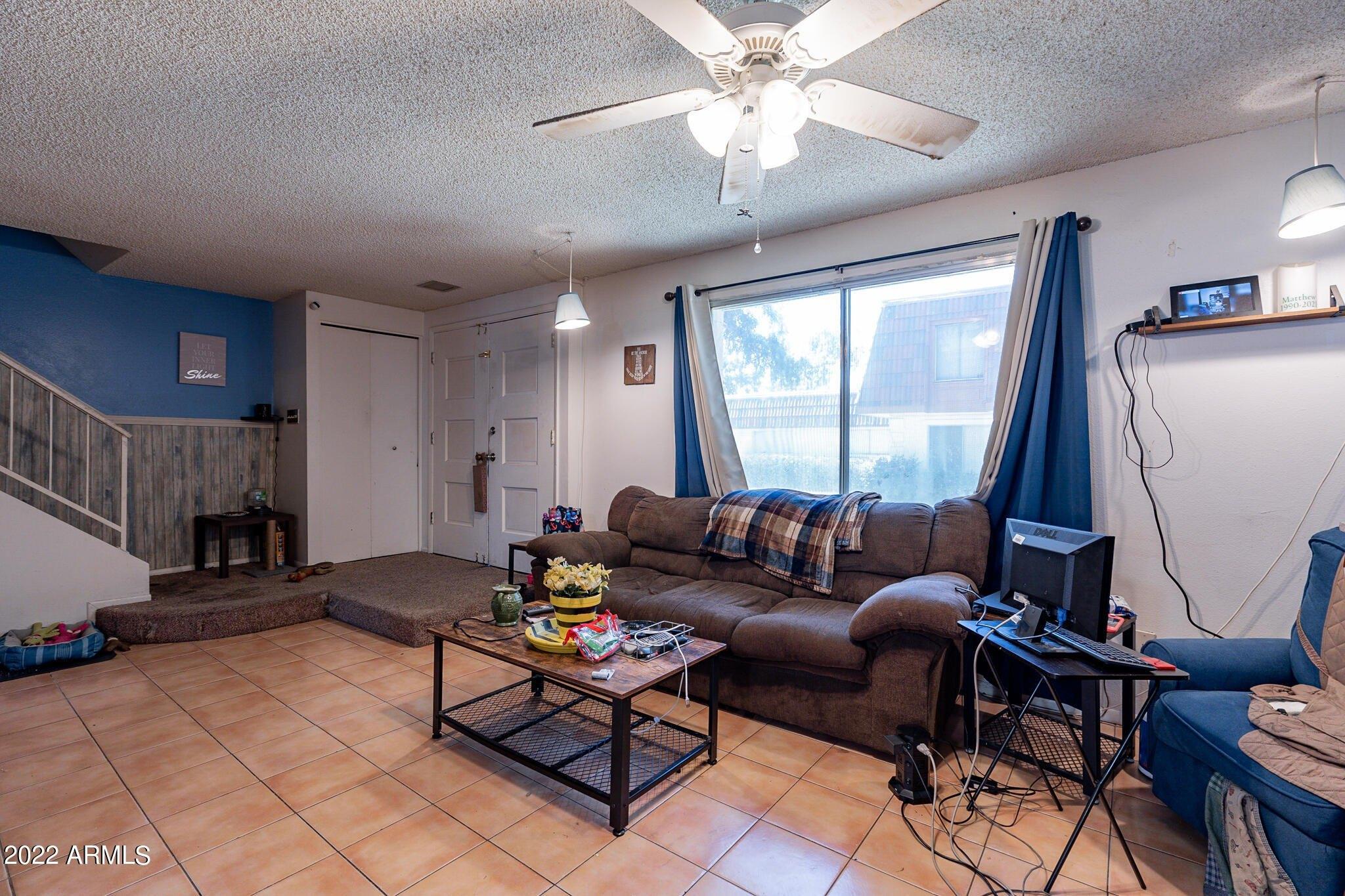 N 49th Ave, Glendale, AZ 85301