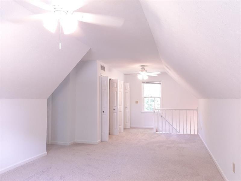 Tomahawk Ct Sw, Lilburn, GA 30047