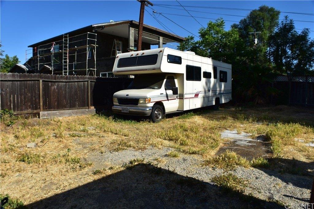 Encino Ave, Van Nuys, CA 91406