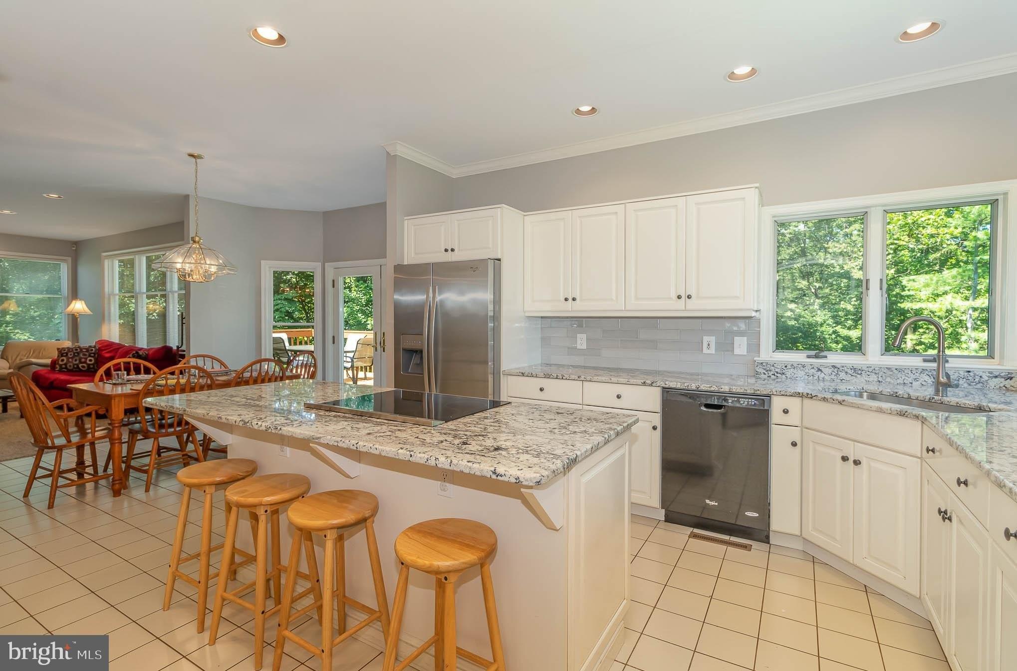 Foxfire Ln, Lewisberry, PA 17339