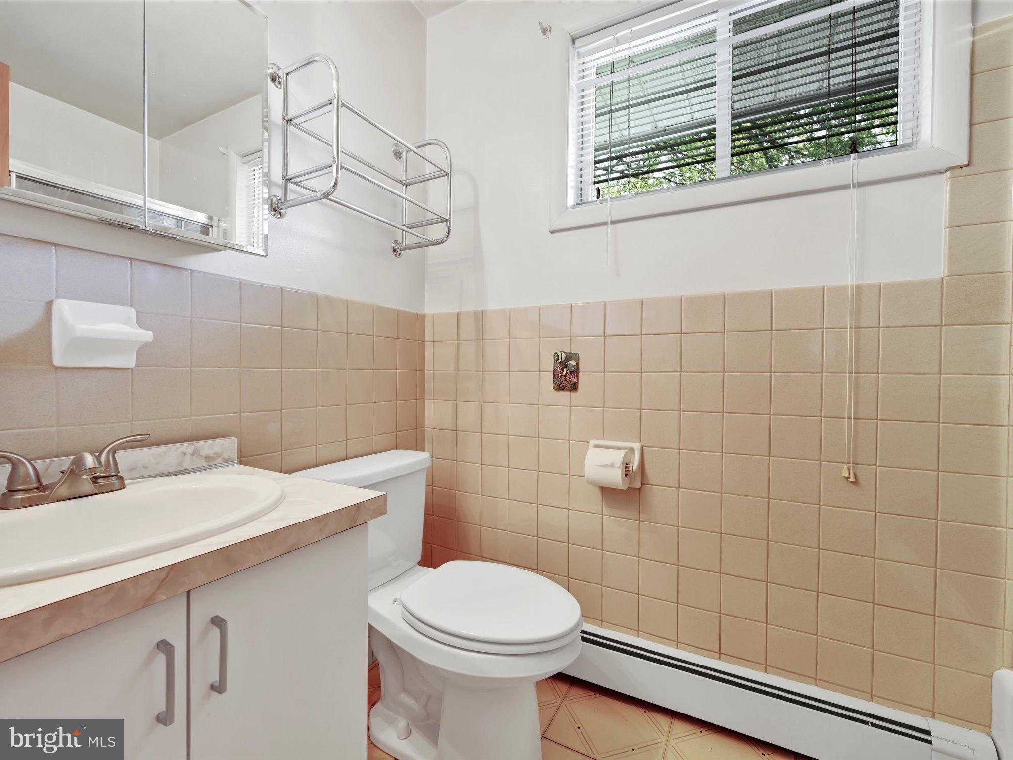 Deborah Dr, Reading, PA 19606