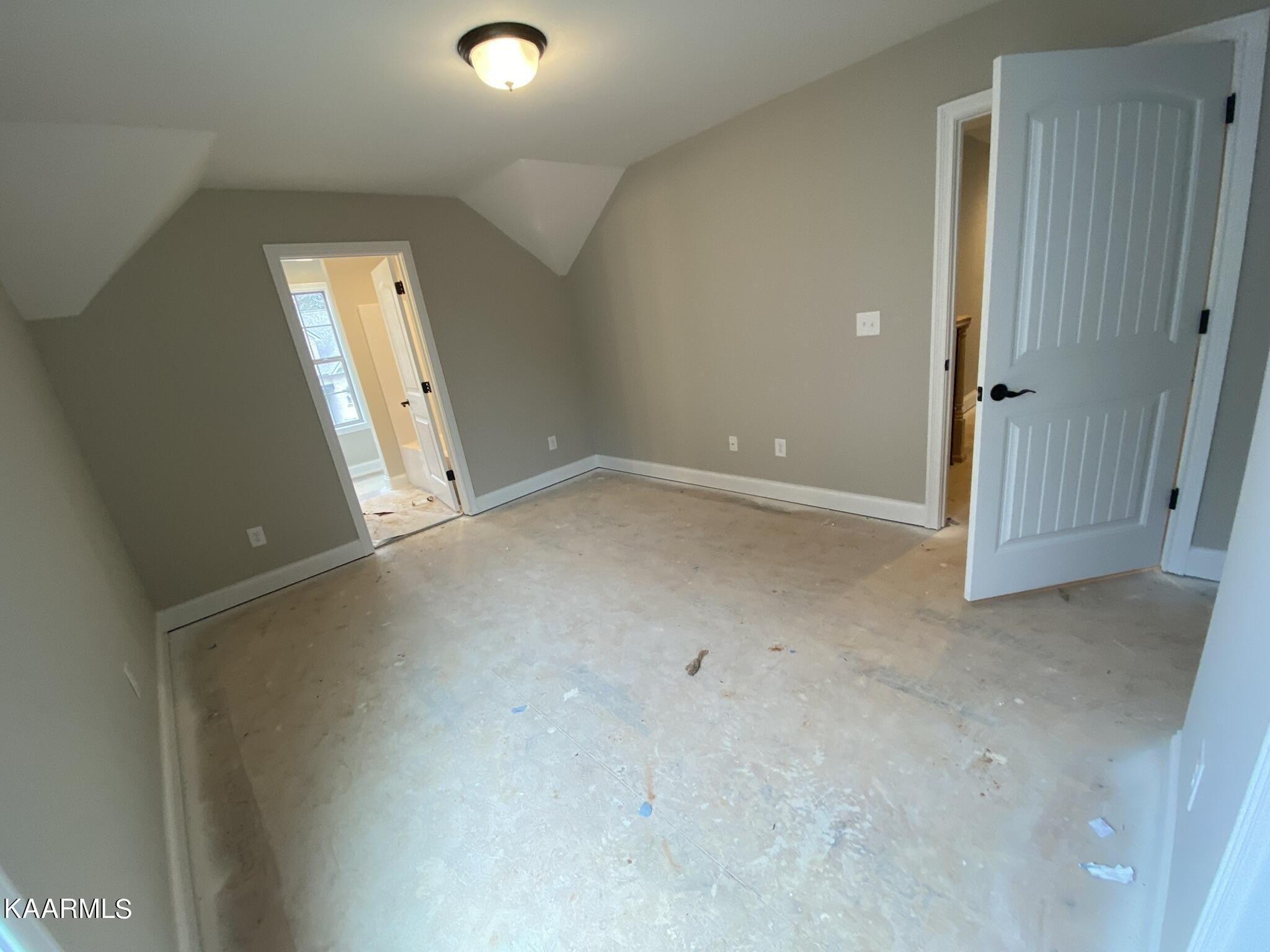 Songbird Ln, Knoxville, TN 37931