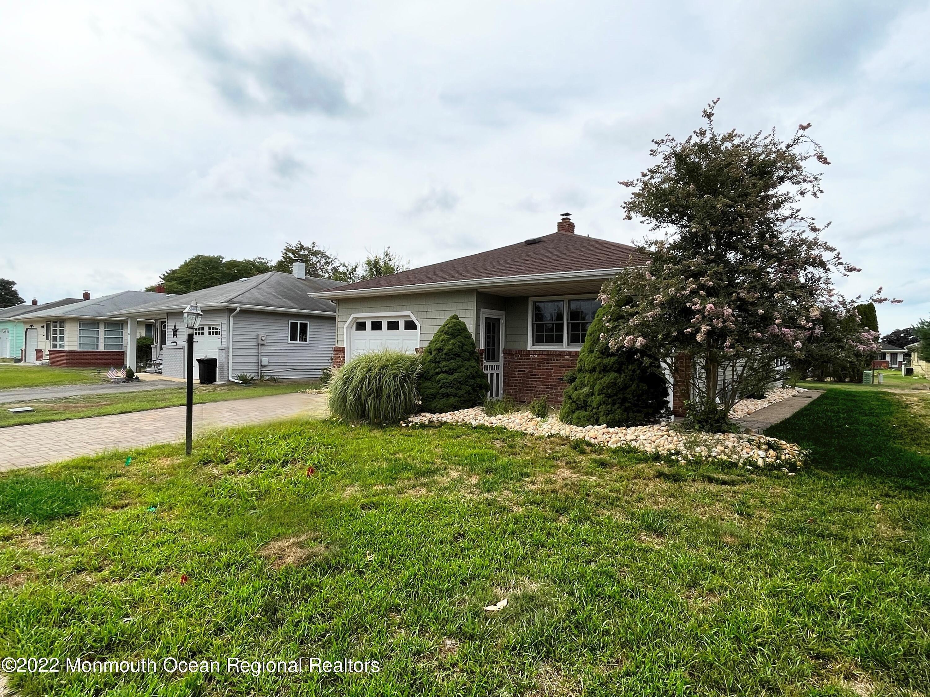 Frederiksted St, Toms River, NJ 08757