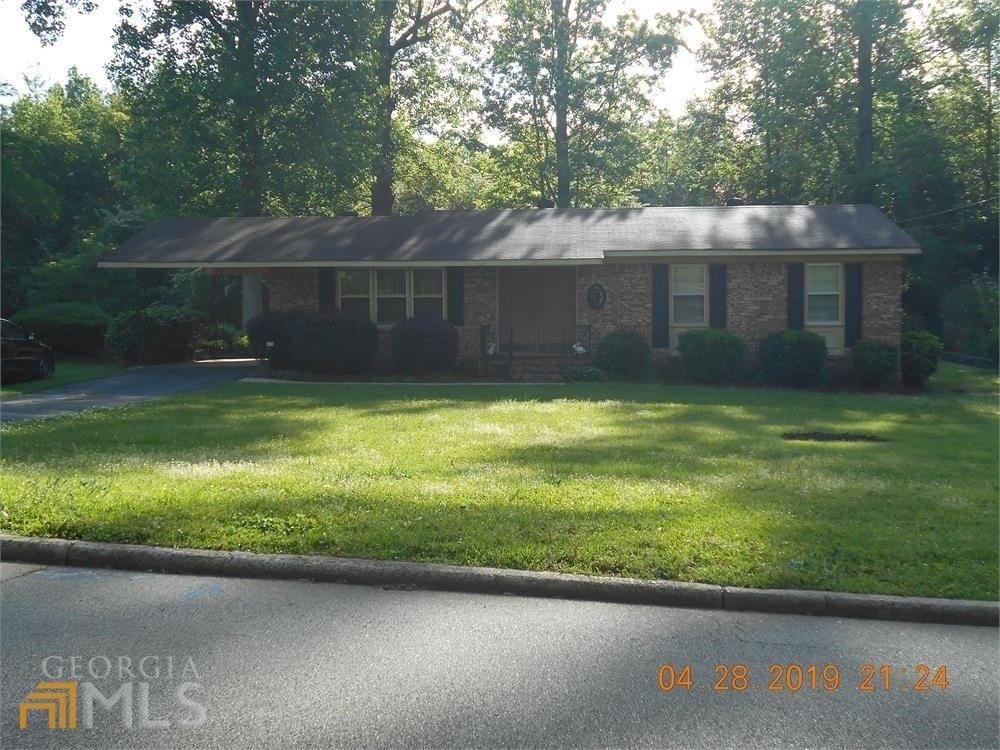Alton Dr, Lagrange, GA 30241