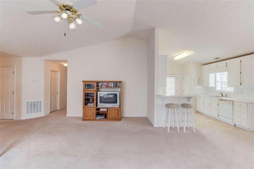 Jacoby Dr, Loganville, GA 30052