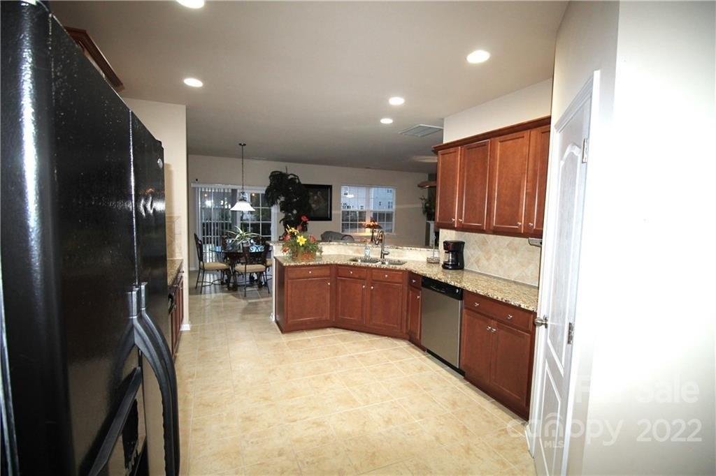 Samuel Pinckney Dr, Belmont, NC 28012