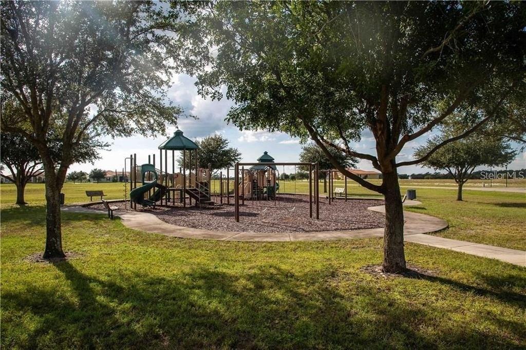 Lake Venice Dr, Wimauma, FL 33598