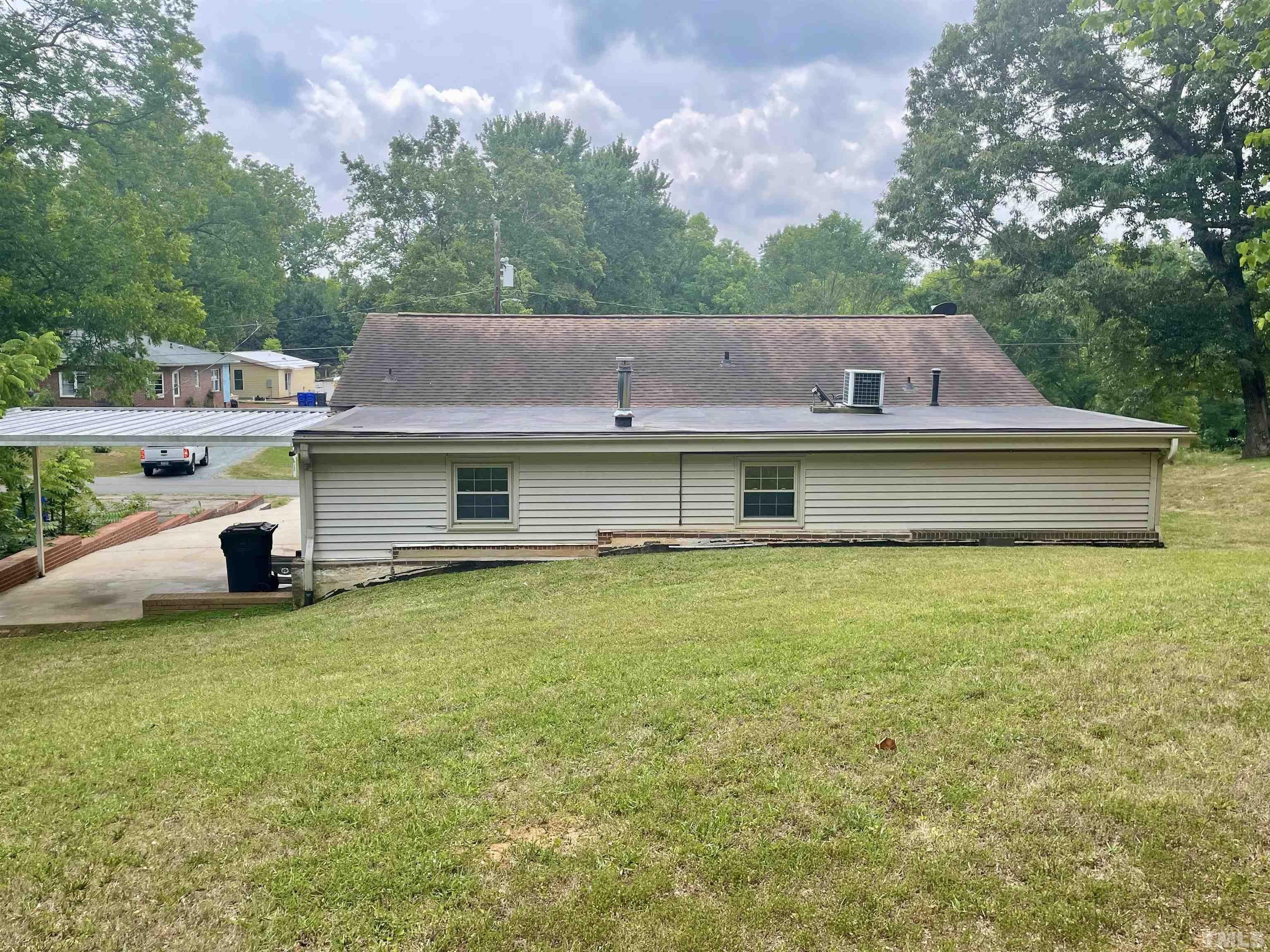 W Union St, Hillsborough, NC 27278