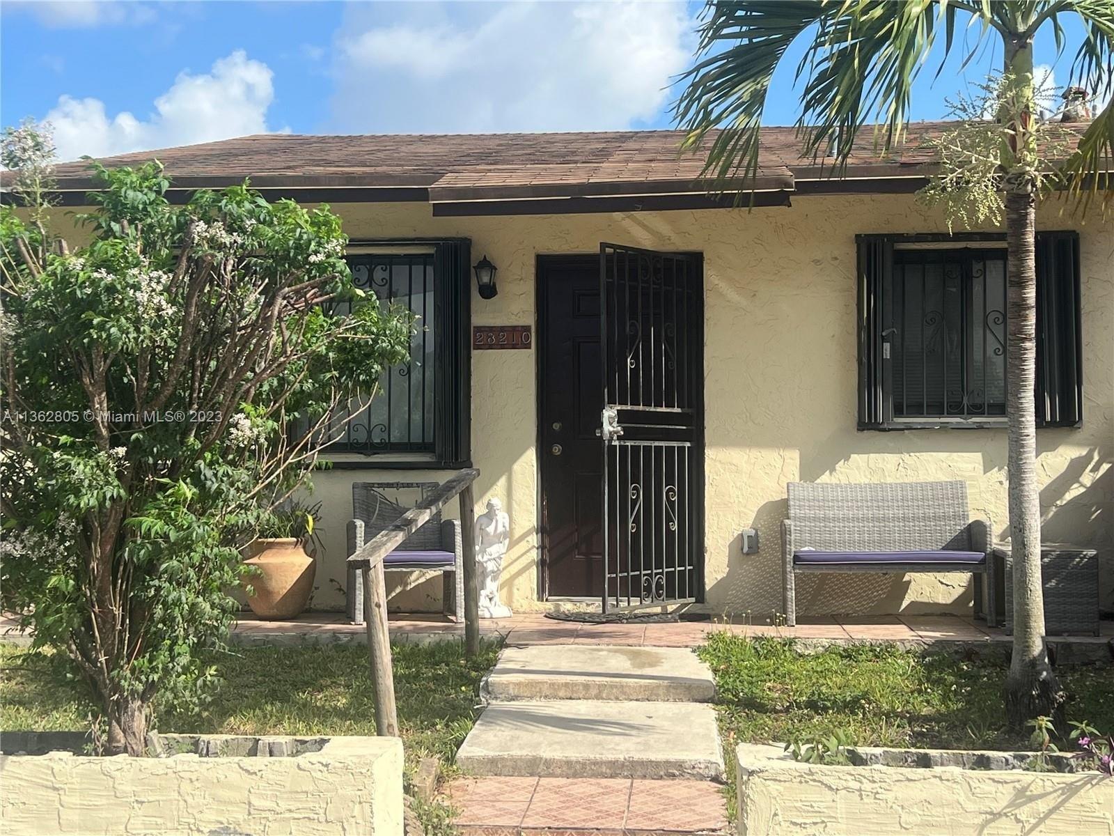 Sw 143rd Ct, Homestead, FL 33033