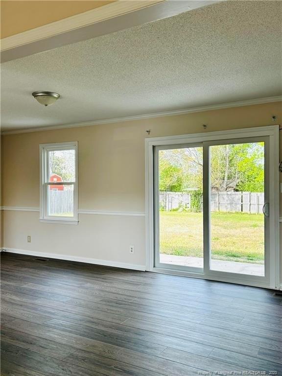 Bonnie Bell Ln, Fayetteville, NC 28314