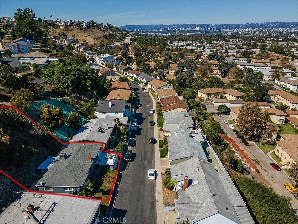 Don Diablo Dr, Los Angeles, CA 90008