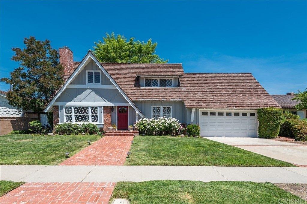 Califa St, Woodland Hills, CA 91367