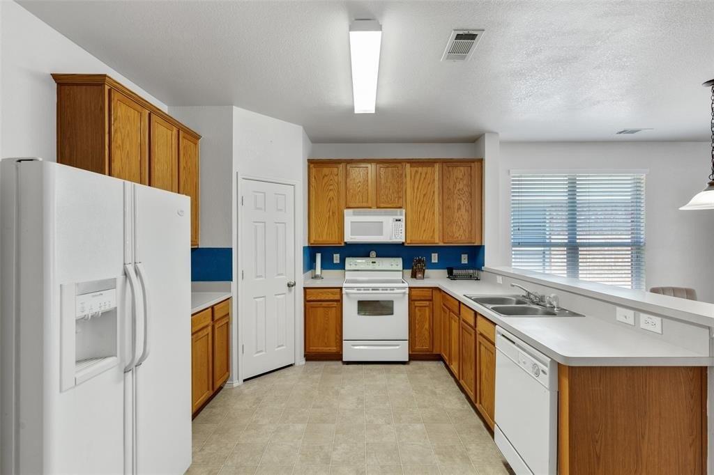 Settlers Trl, Fort Worth, TX 76244