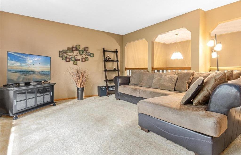 151st Ln Ne, Andover, MN 55304