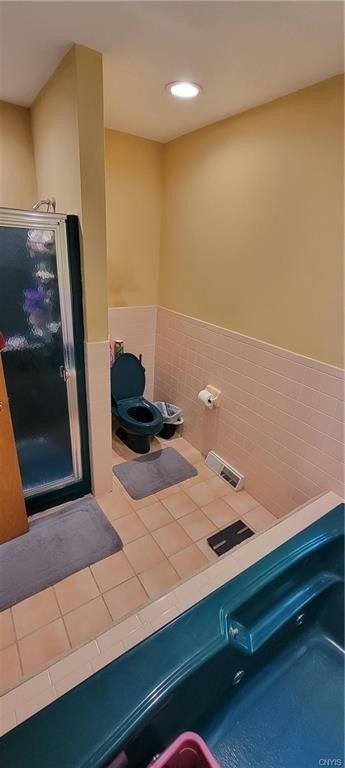 Hillside Ct, Rome, NY 13440