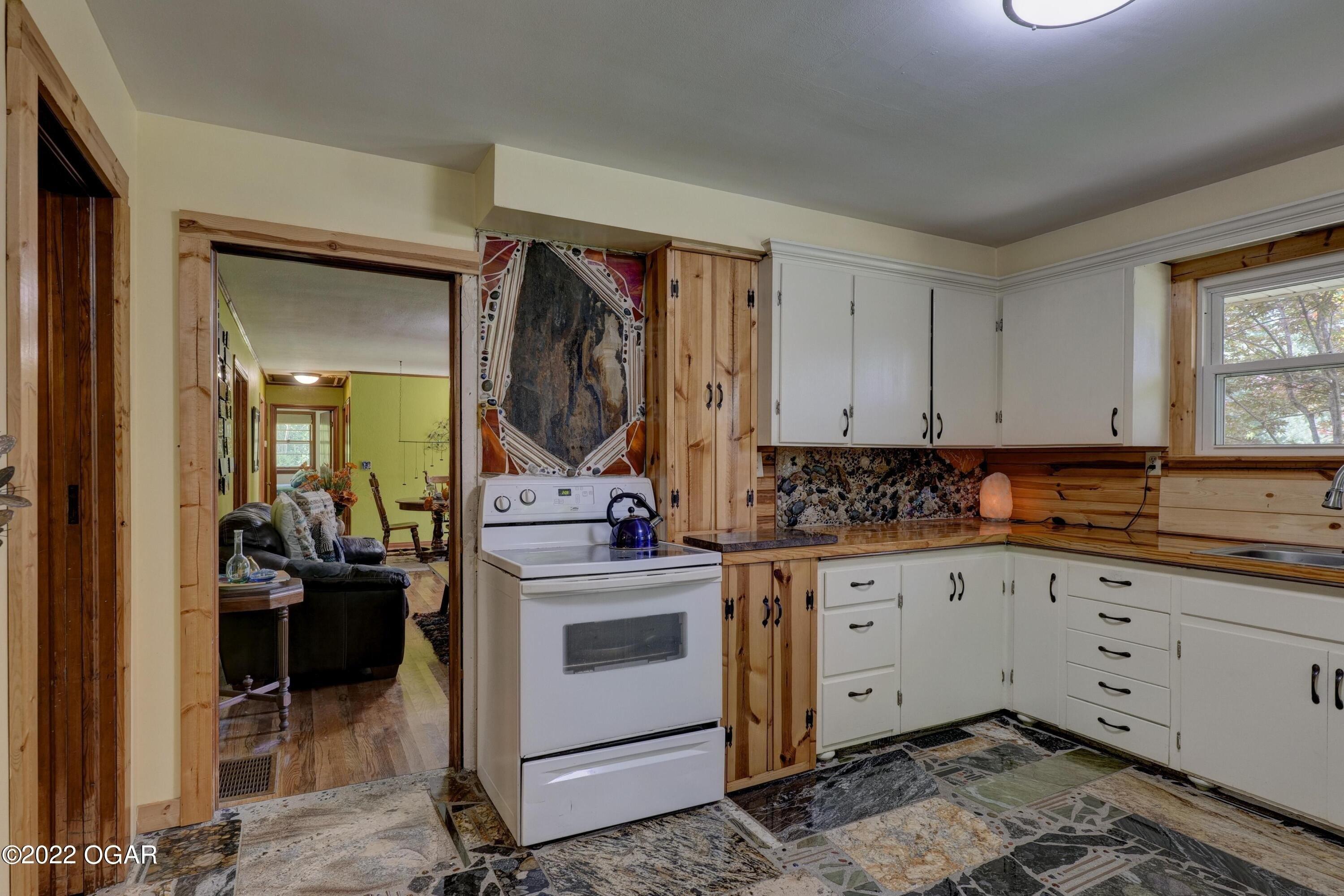 Minnow Springs Ave, Noel, MO 64854