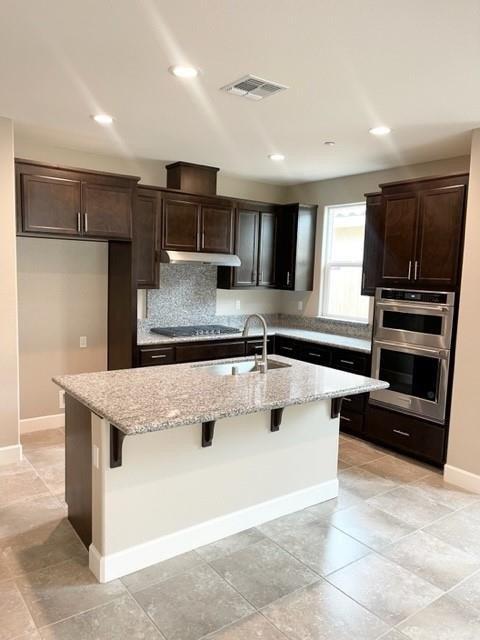Sunridge Dr, Hollister, CA 95023