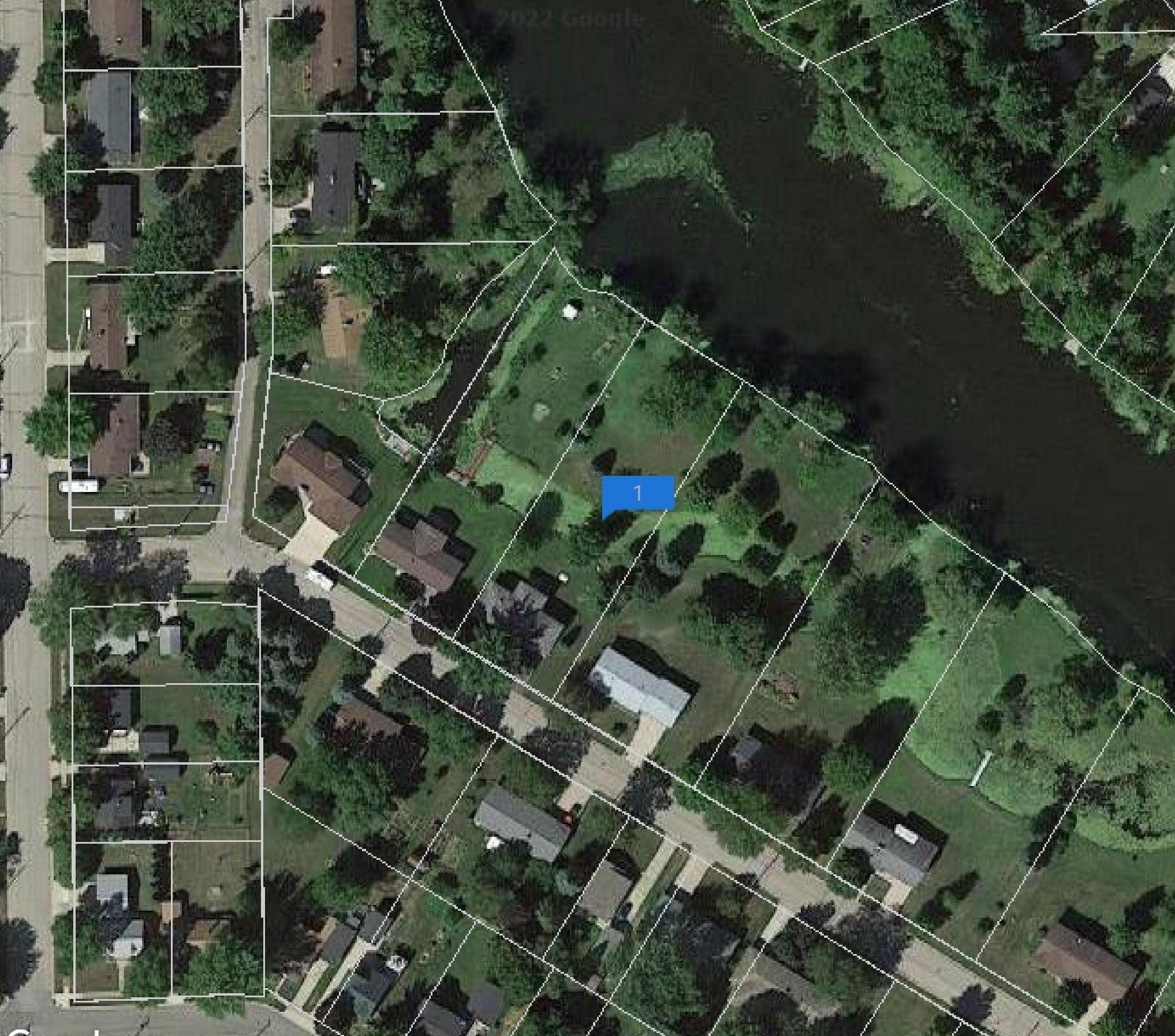 Rohrer St, Clintonville, WI 54929