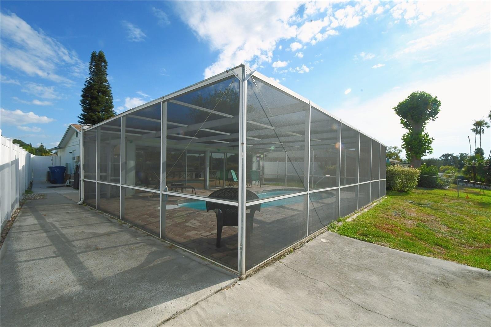 Star Island Dr, Holiday, FL 34691