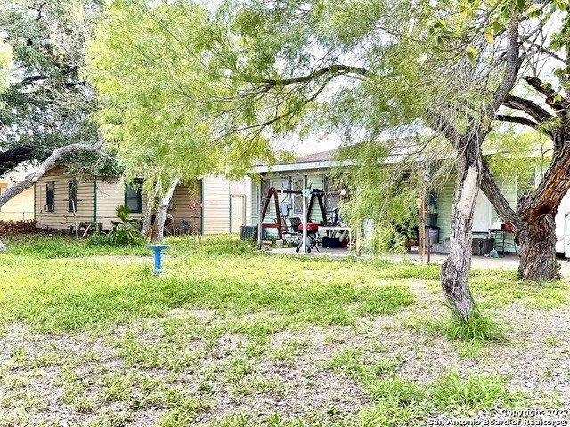 E Fairview Dr, Kingsville, TX 78363