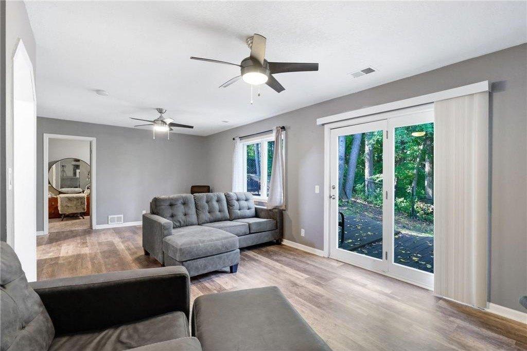 Blackstone Ave, Inver Grove Heights, MN 55076