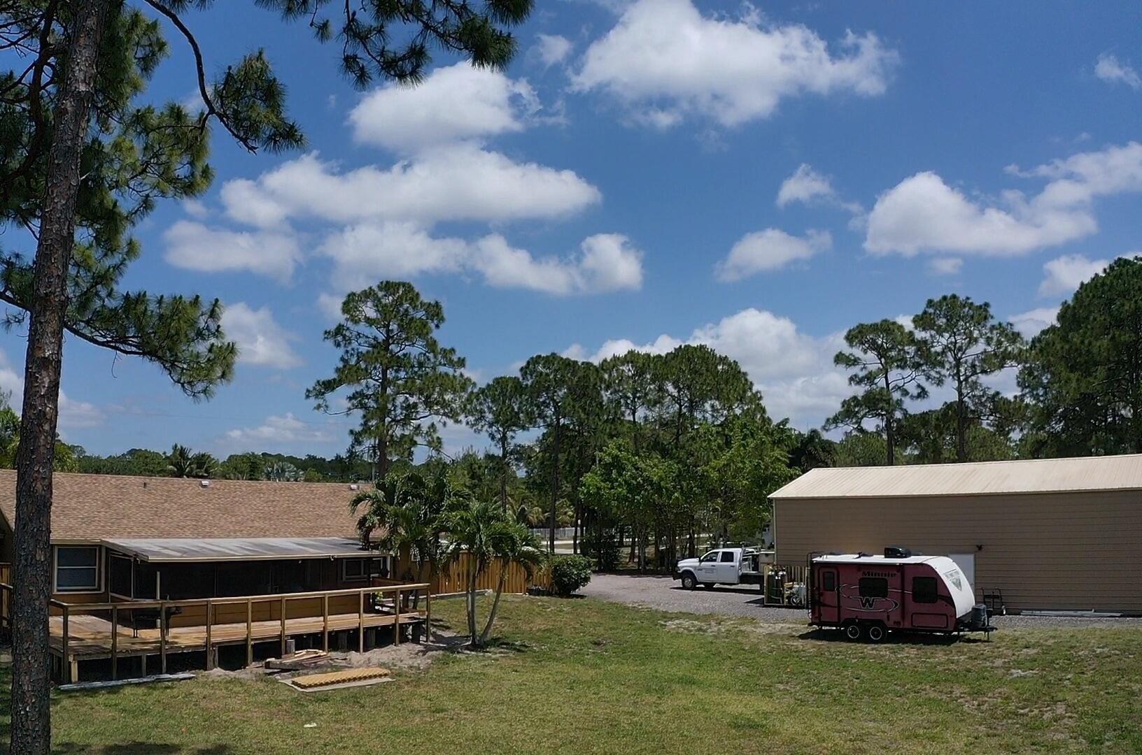 76th St N, Loxahatchee, FL 33470