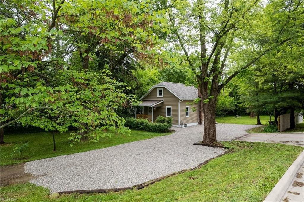 S Cleveland Massillon Rd, Barberton, OH 44203