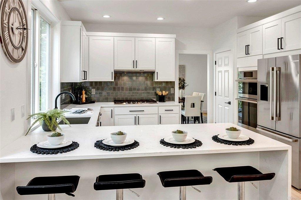 Ne 2nd Ct, Renton, WA 98059