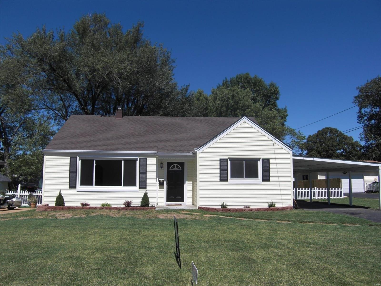 Lillian Ave, Saint Louis, MO 63131
