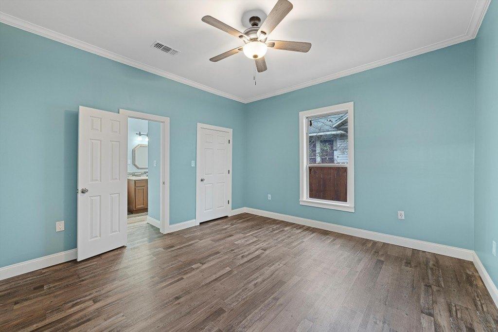 Clay Ave, Waco, TX 76706