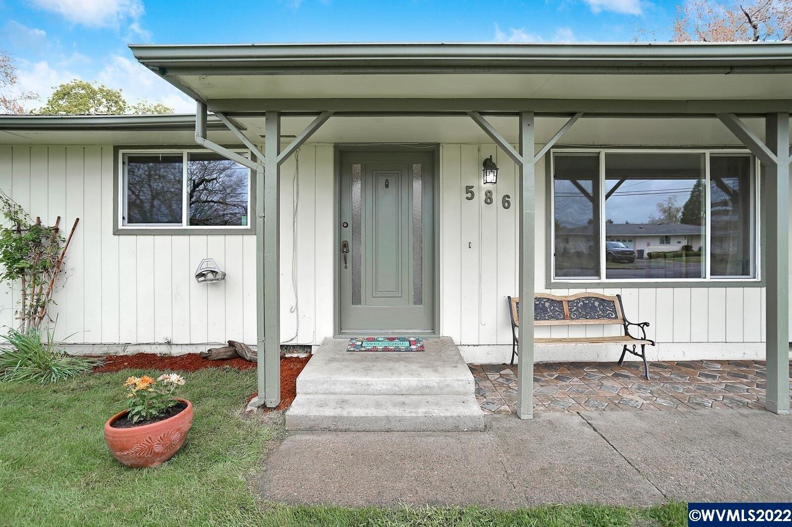 45th Pl Ne, Salem, OR 97301