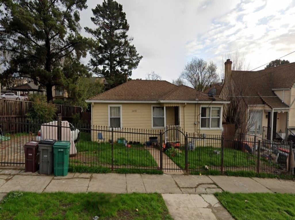 96th Ave, Oakland, CA 94603