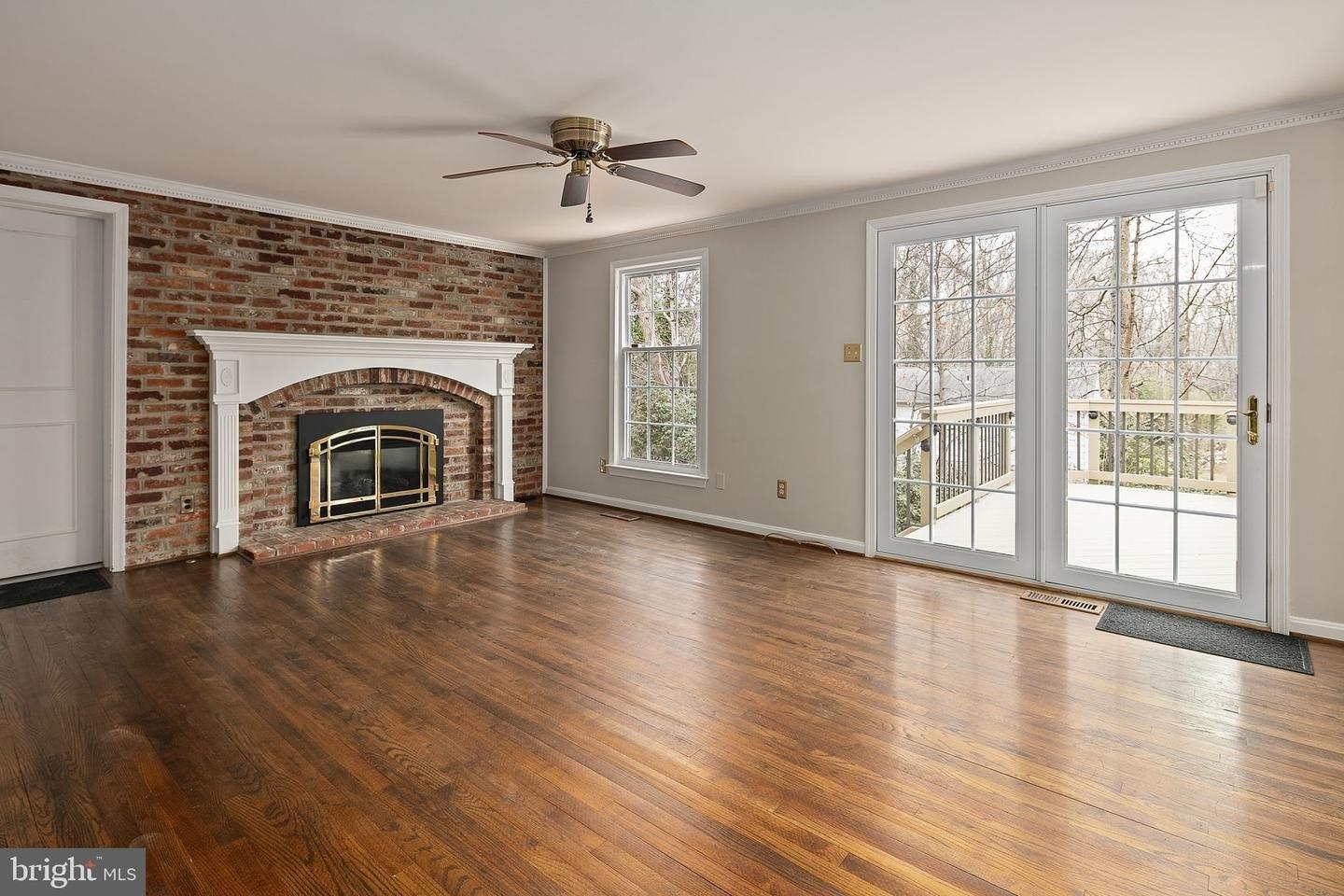 Pickering Pl, Alexandria, VA 22309