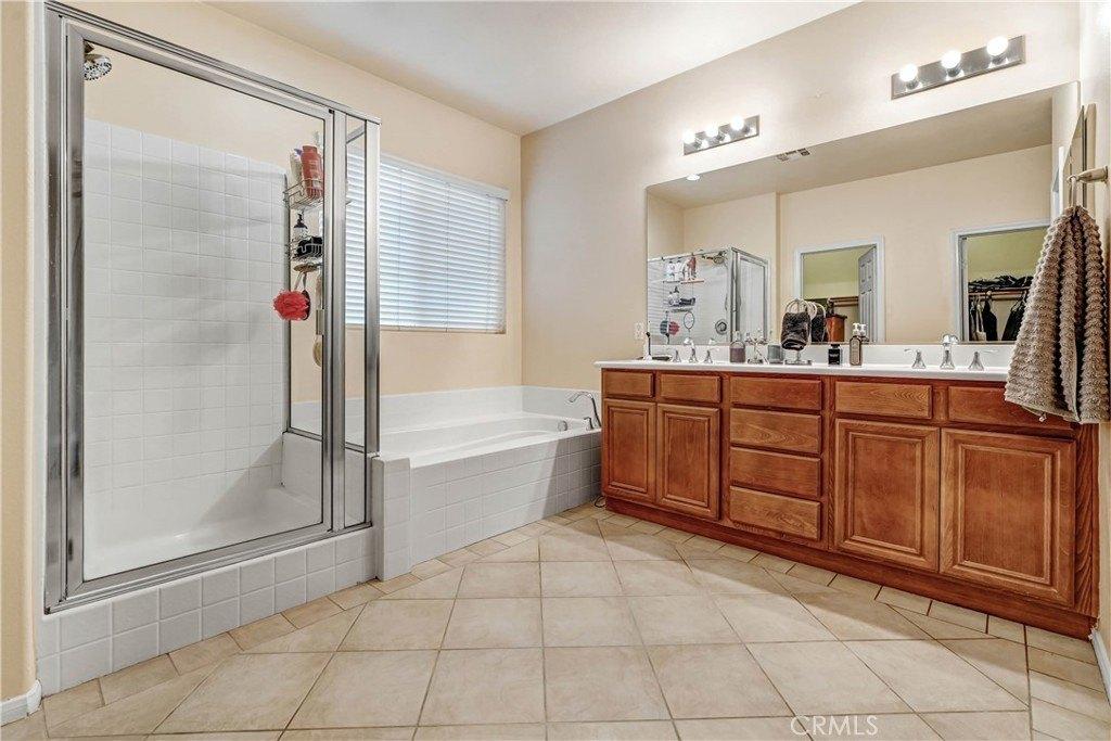 English Oak Way, Perris, CA 92571