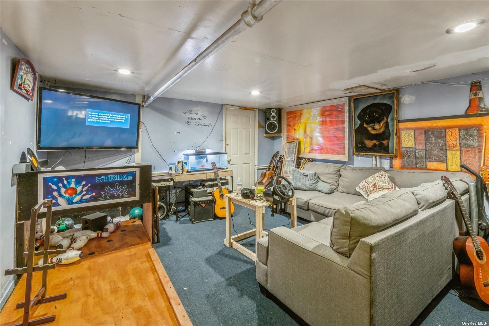 131st St, South Ozone Park, NY 11420