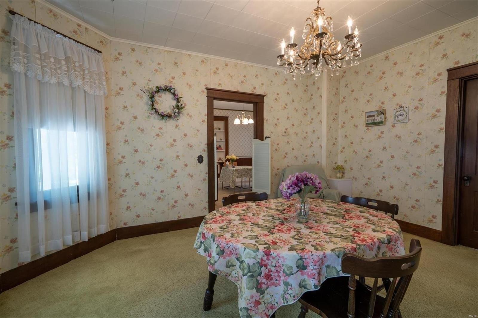 Market St, Sainte Genevieve, MO 63670