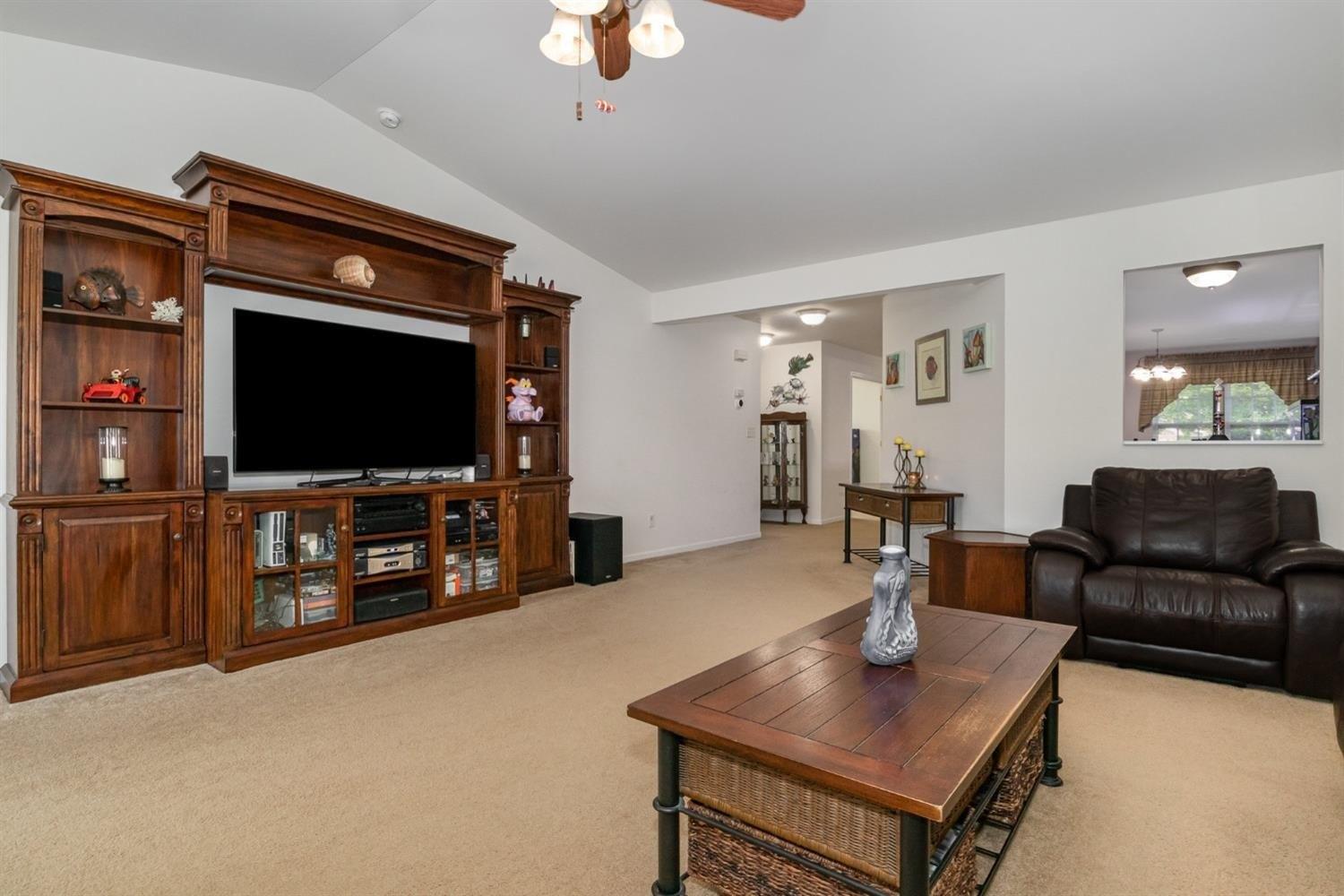 W 84th Ln, Merrillville, IN 46410