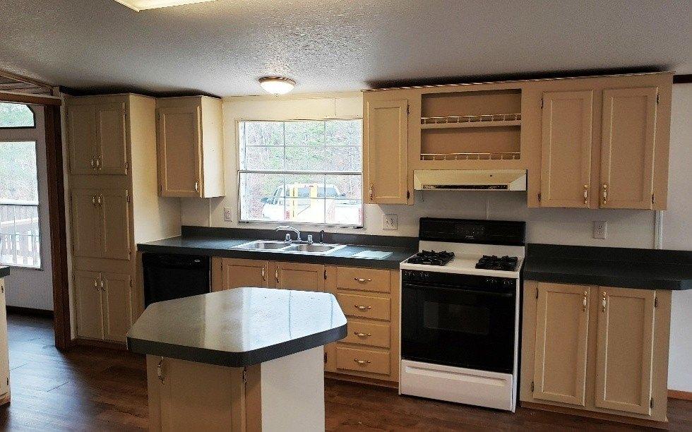 Thunderbird Ln, Marble, NC 28905