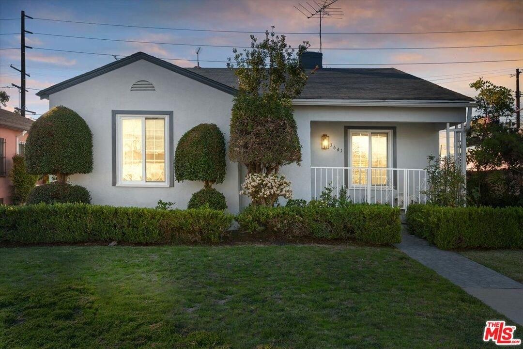 S Genesee Ave, Los Angeles, CA 90016