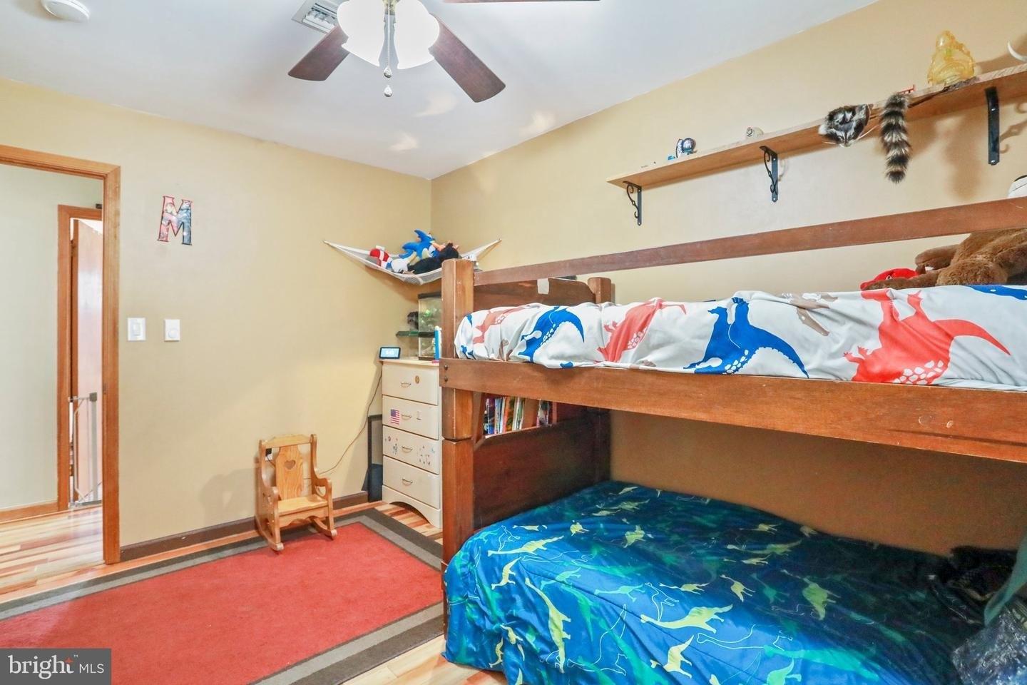 Crystal Falls Dr, Smithsburg, MD 21783